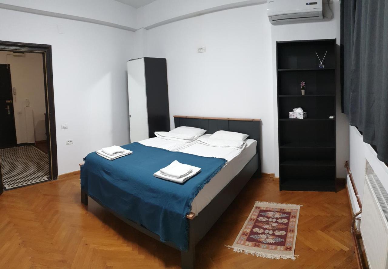 Old Town Bliss Apartamento Bucareste Exterior foto